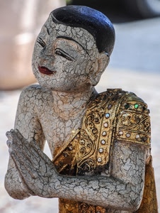 mani, statua, oro, preghiera, statuetta, orientale, bocca, veste, occhi, prega