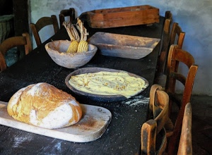 pane, tavolo, sedie, pannocchie, legno, farina, tagliere, mais, cibo, giallo, ciotola