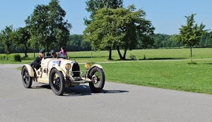 ruote, alberi, verde, automobile, epoca, prato, strada, auto, erba, parco, fanali, fari, passato, prati, raggi, macchina, cielo, automobilisti, vintage