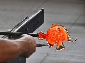 vetro, mano, pesce, artigiano, rosso, lavoro, lavorazione, murano, sfocato, pinza, arancio