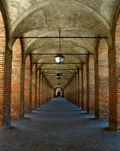 archi, mattoni, prospettiva, lampioni, portico, colonne, porticato, portici, pilastri, lampade, ombre, lampione