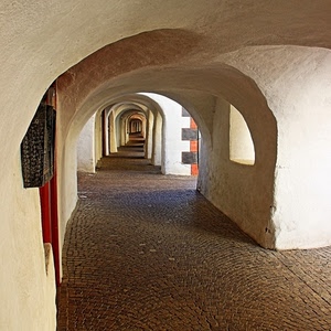 archi, bianco, portici, portico, prospettiva, pilastri, arco, porta, porfido, rosso, selciato