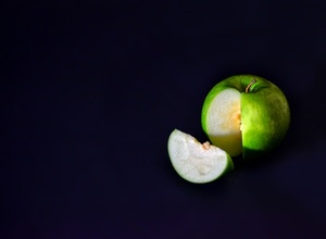 verde, mela, spicchio, fetta, frutto, picciolo, nero, cibo, una