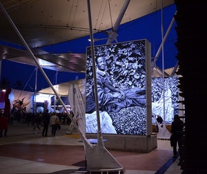 expo, padiglione, blu, persone, luci, esposizione, milano, notte, fotografia, mostra