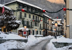 neve, lampioni, strada, inverno, decorazioni, festoni, natale, albero, luci, case, bianco