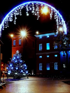 albero, finestre, luci, arco, natale, notturno, notte, luminarie, addobbi, strada, sera, piazza