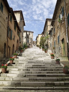 scalinata, gradini, scala, salita, fiori, vicolo, paese, vasi, case, cielo