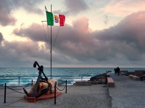 mare, bandiera, ancora, monumento, nuvole, tricolore, acqua, cielo, molo